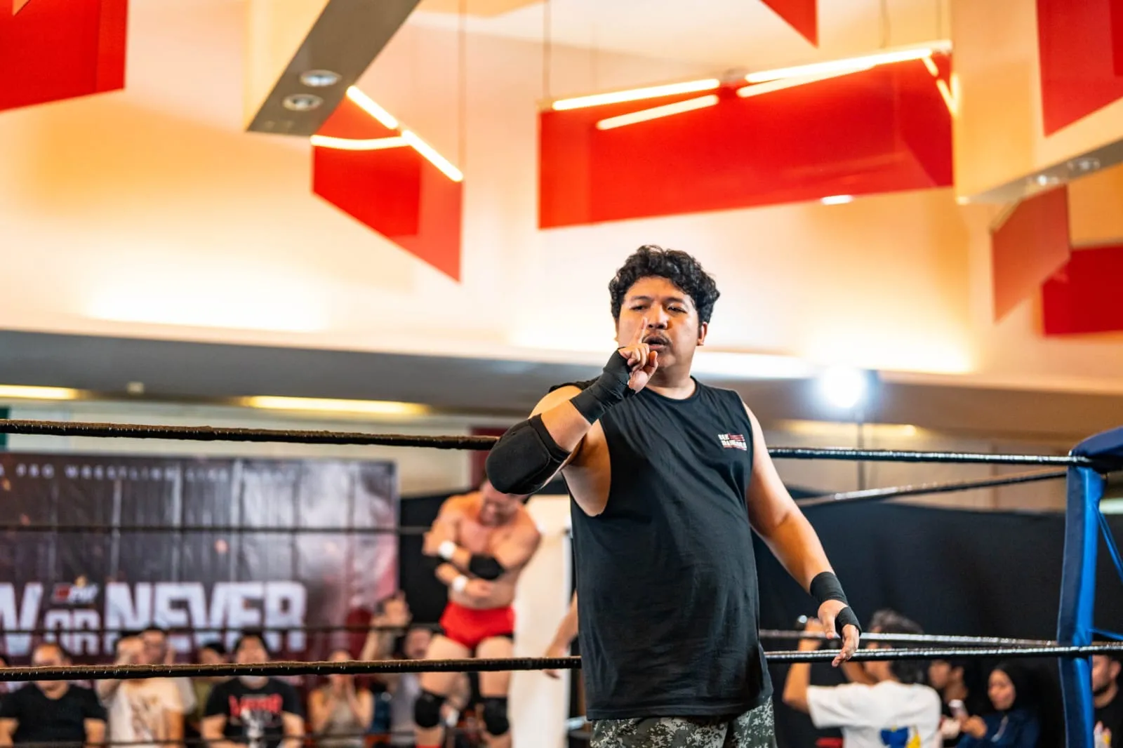 Ben Mahendra at an IDPW show