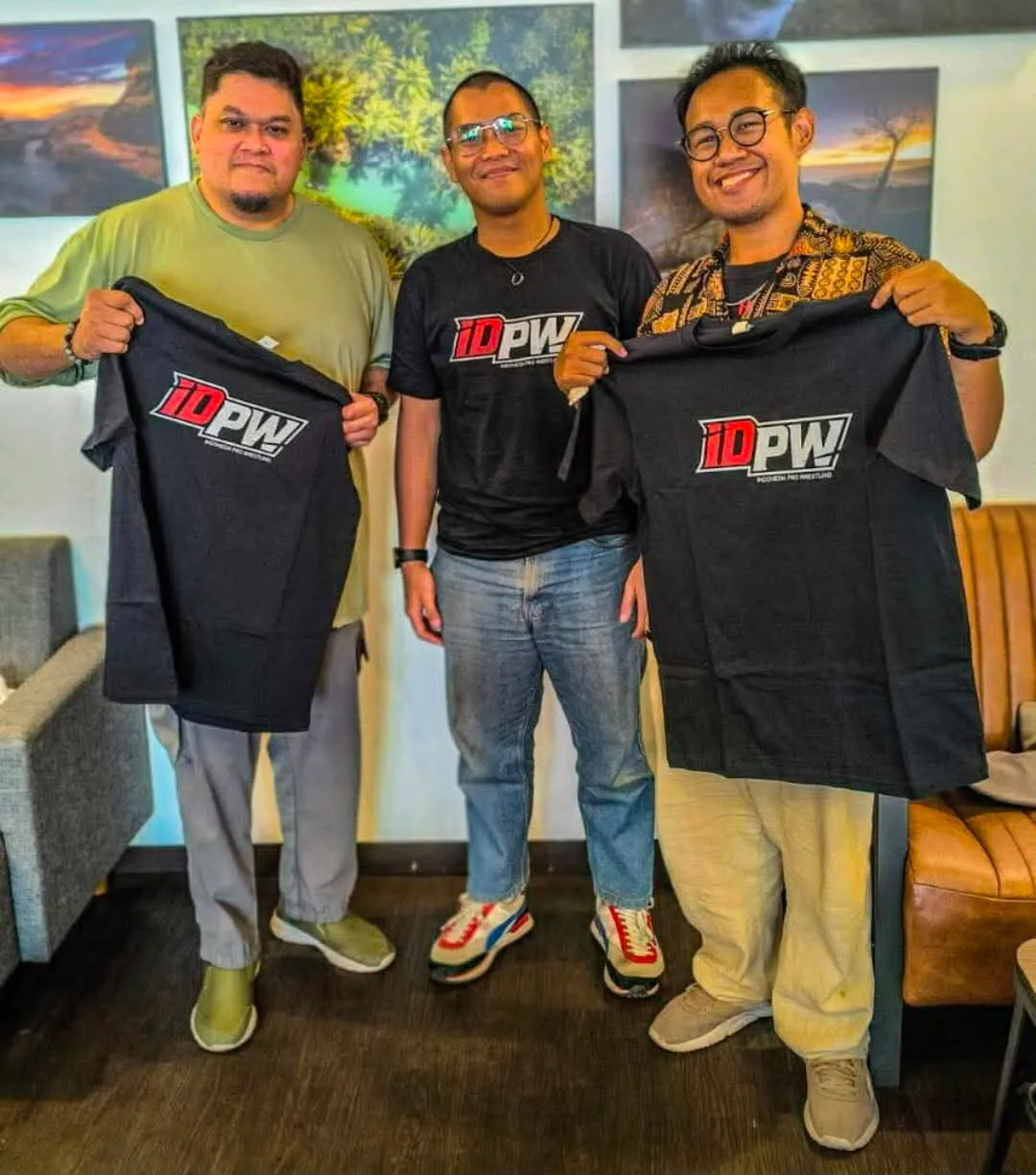 Dimas Soeyono at an IDPW show