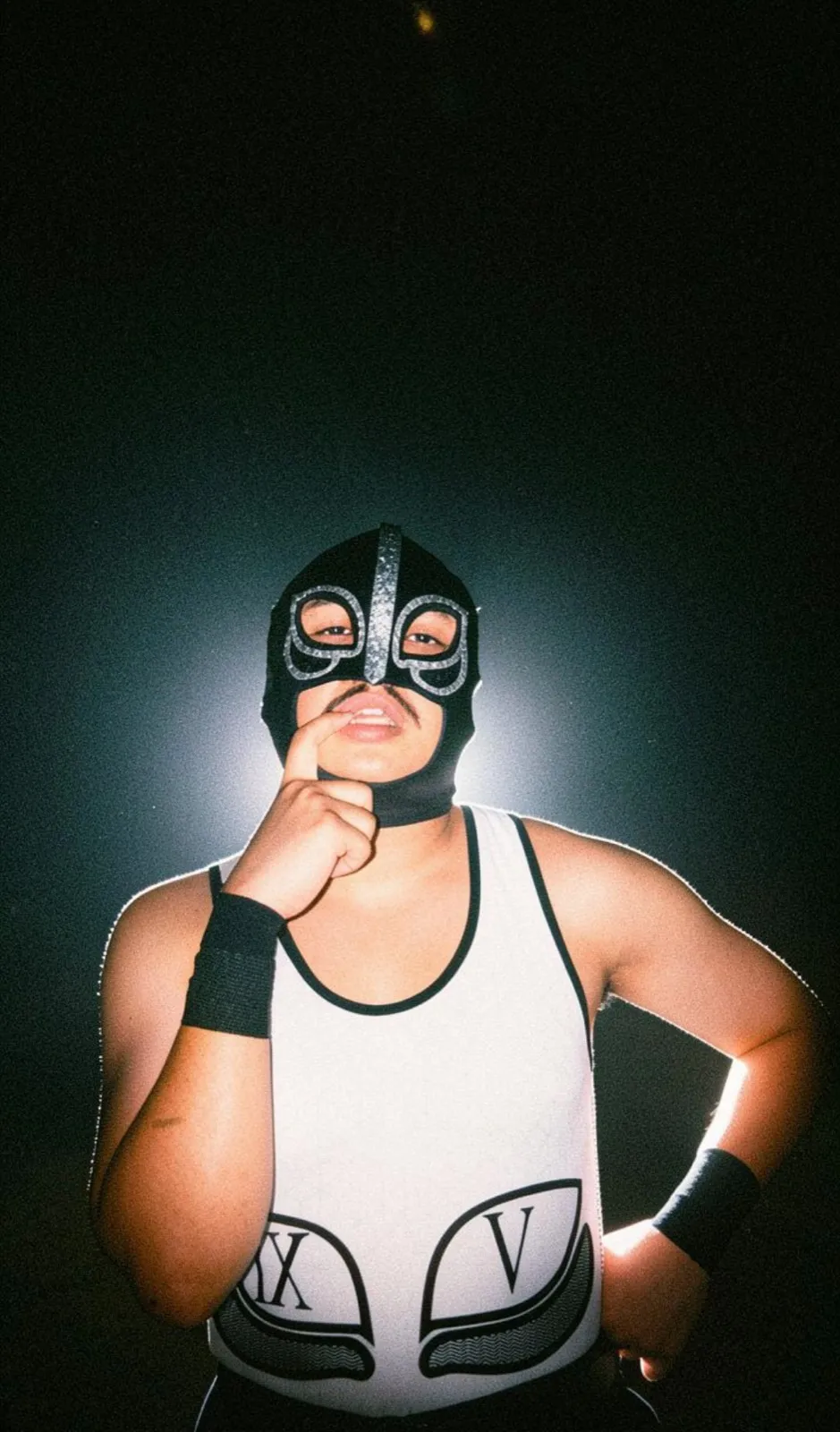 El Godindo at an IDPW show
