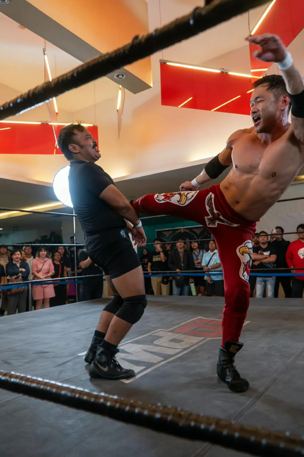 Eric Garuda at an IDPW show