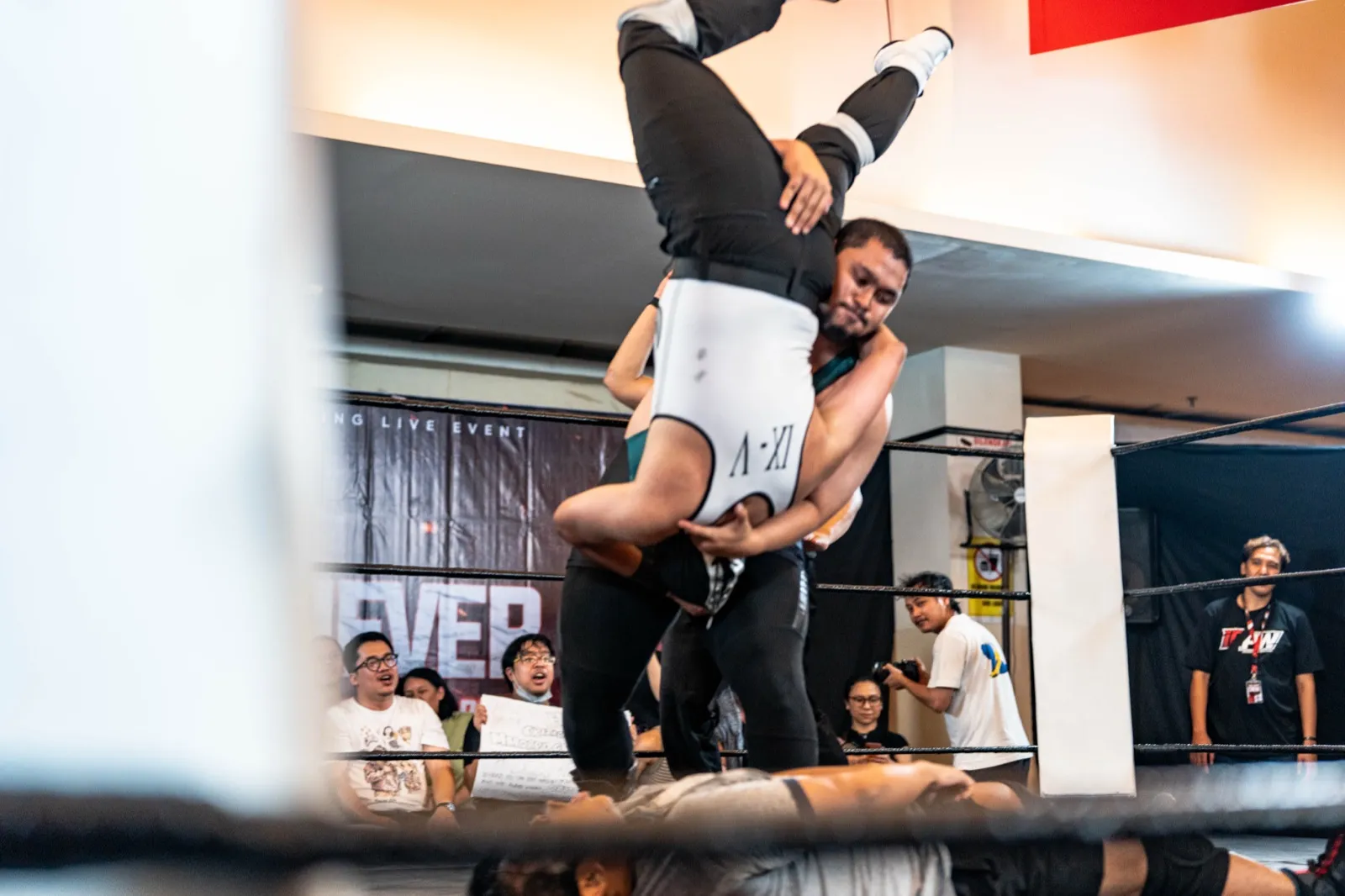 Omar at an IDPW show