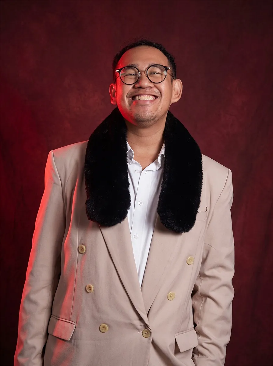 Val, IDPW roster portrait